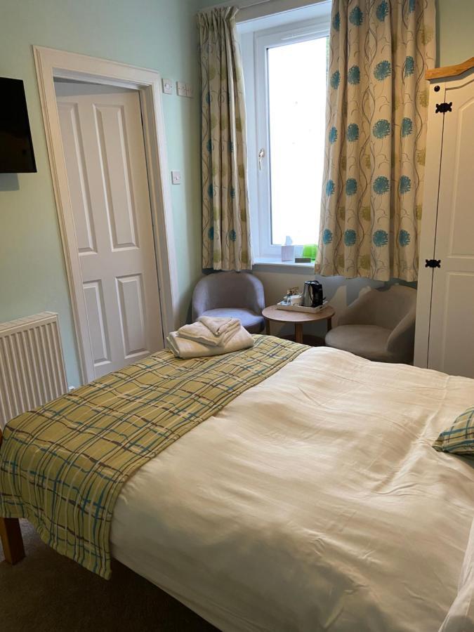 West Loch House Hotel Тарбърт Екстериор снимка